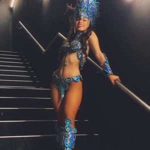 Meet your Posher, Olivia